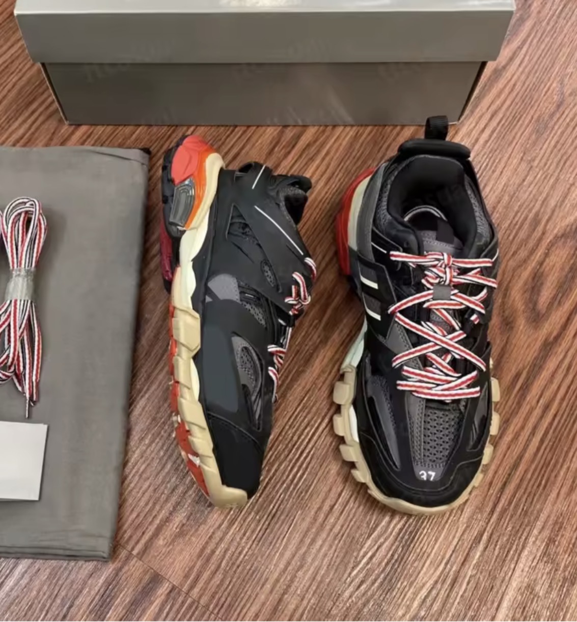 Designer casual sneakers Urban street shoes b5